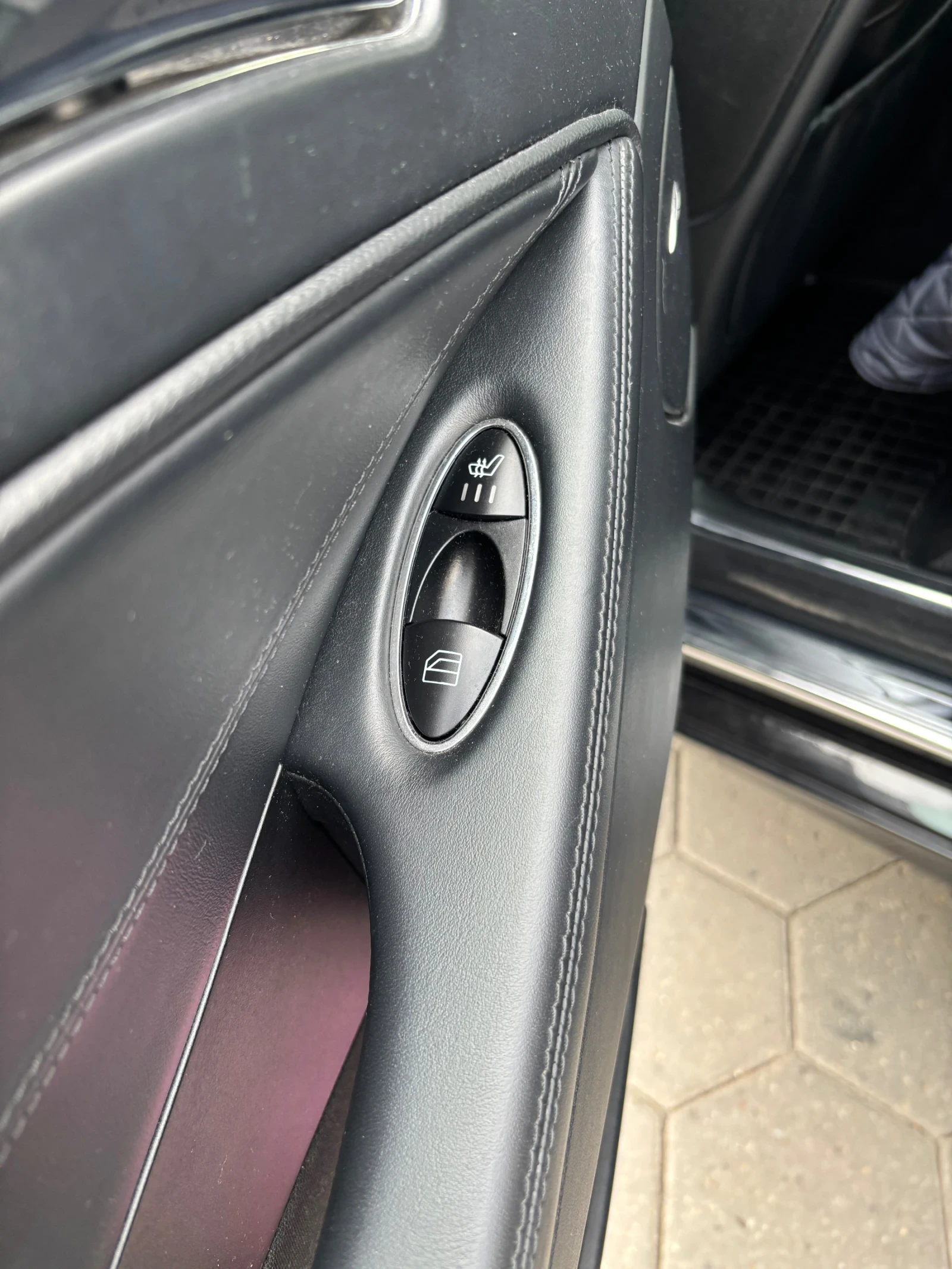 Mercedes-Benz CLS 350, снимка 12 - Автомобили и джипове - 54694903