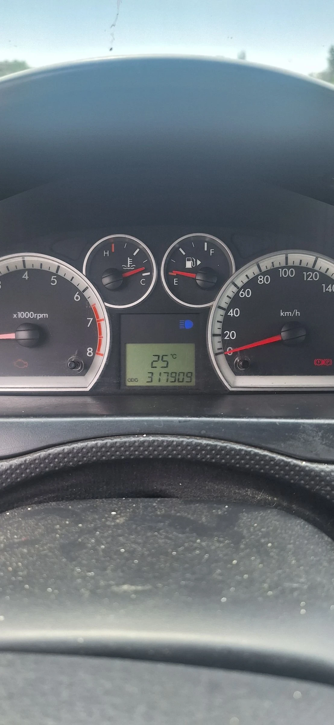 Chevrolet Aveo 1.4 LT 101PS, снимка 10 - Автомобили и джипове - 54807362