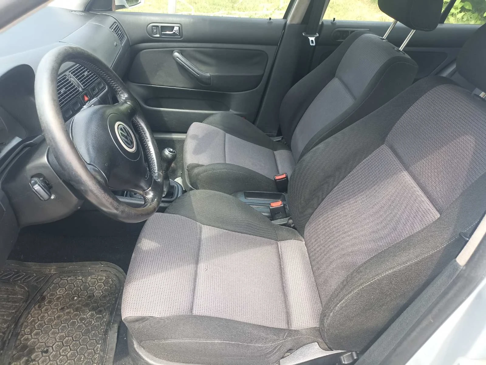 VW Golf 4, снимка 9 - Автомобили и джипове - 55024374