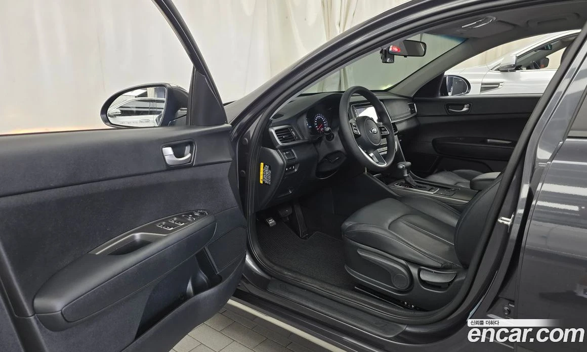 Kia K5 2.0 Luxury, снимка 13 - Автомобили и джипове - 55669096