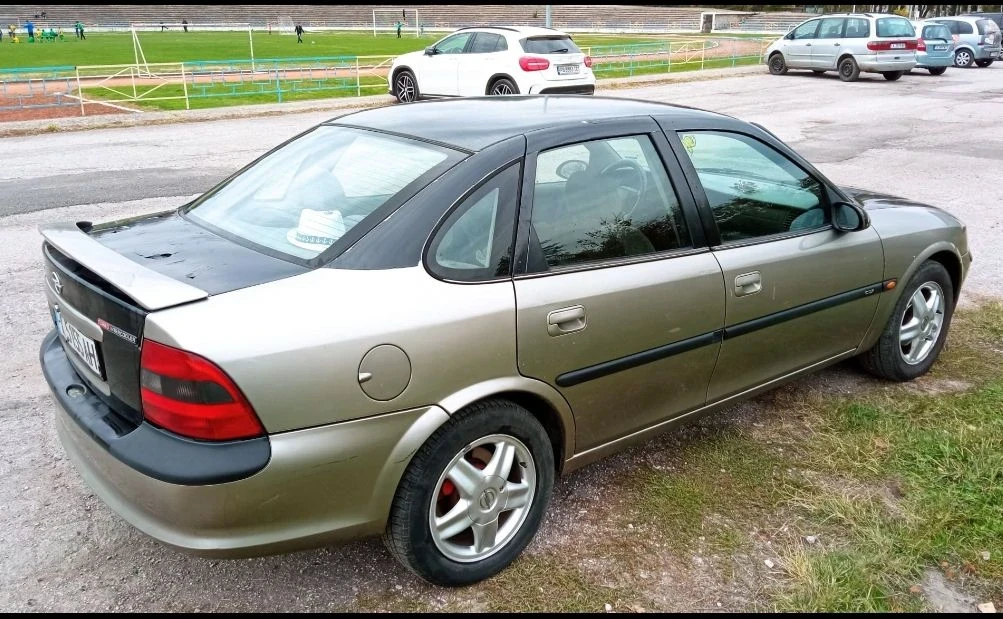 Opel Vectra B, снимка 2 - Автомобили и джипове - 55693893