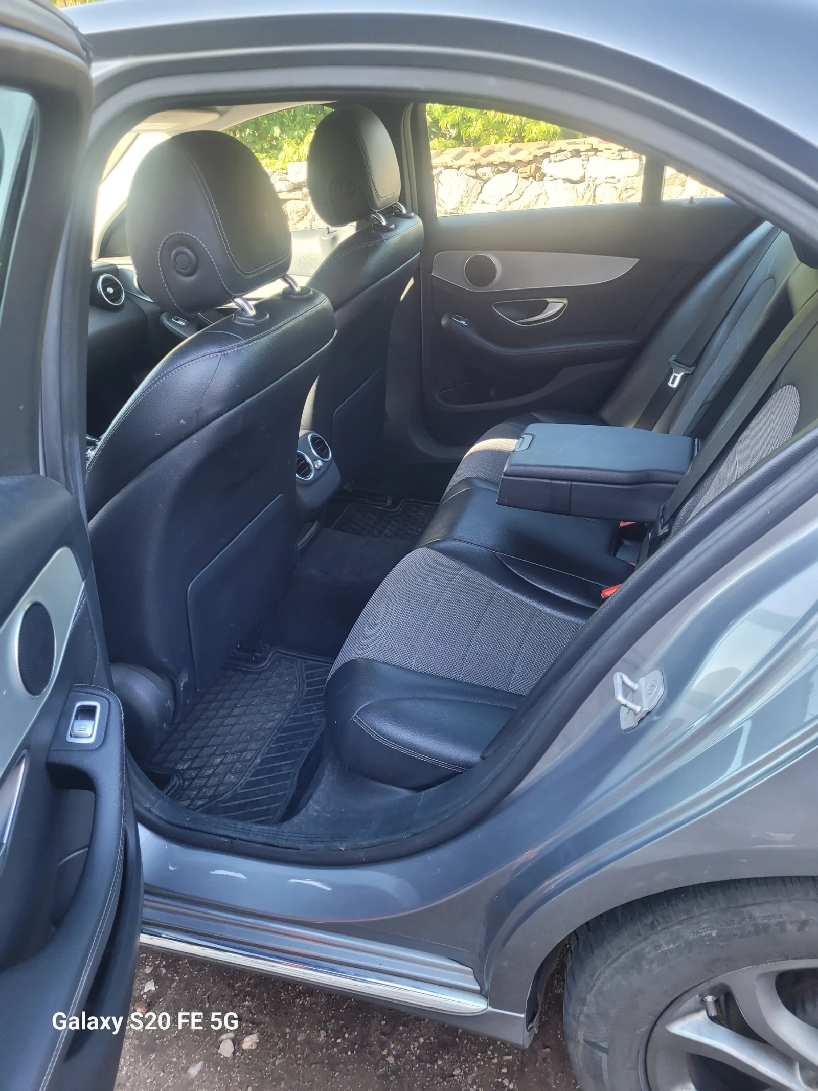 Mercedes-Benz C 220, снимка 4 - Автомобили и джипове - 56057022