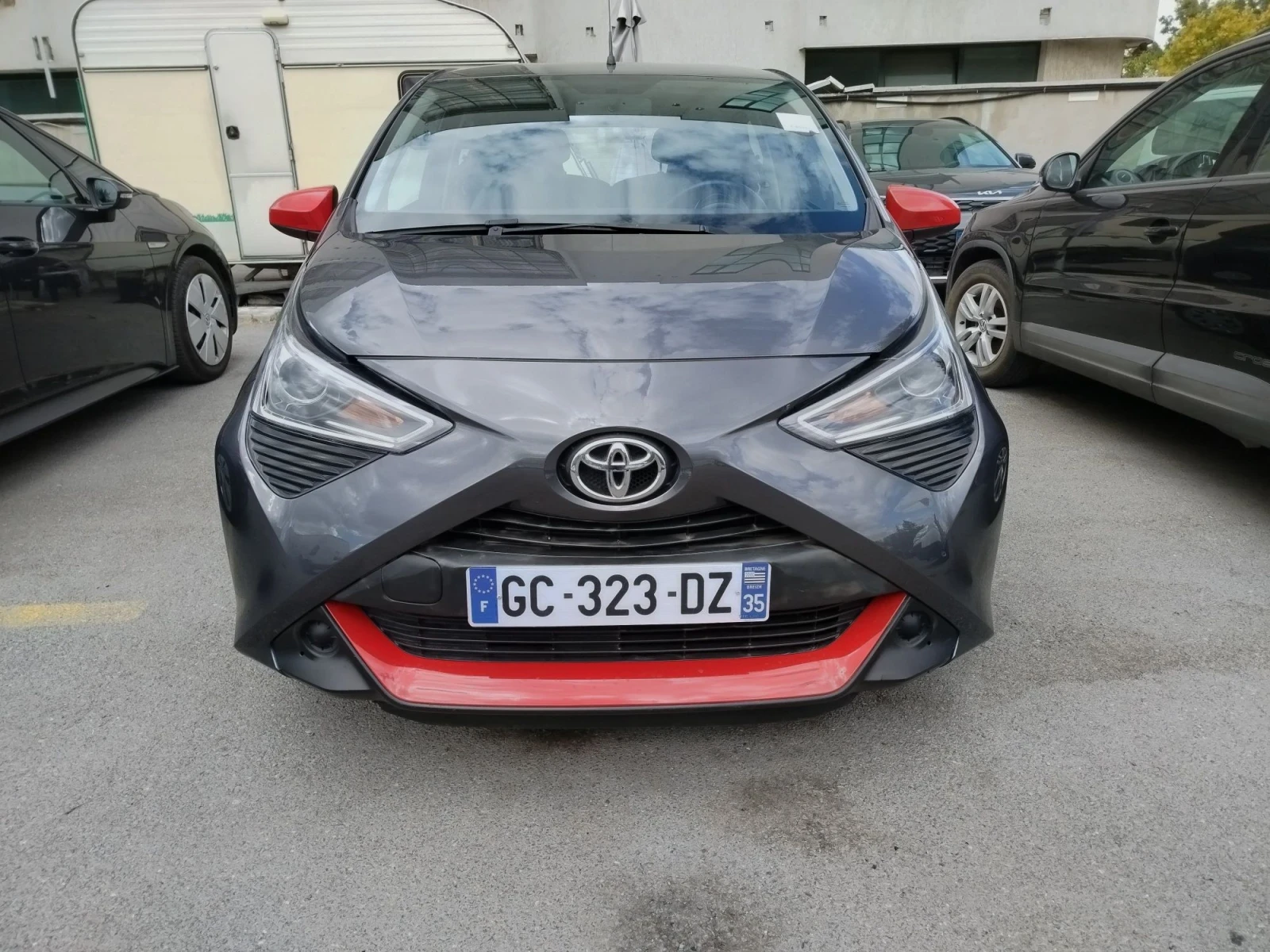Toyota Aygo 42хил.км., снимка 2 - Автомобили и джипове - 56198815