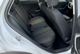 Обява за продажба на VW T-Roc 2, 0tdi 4x4, 150ps, 6sp, virtual, 6B, klimat, navy ~33 550 лв. - изображение 11
