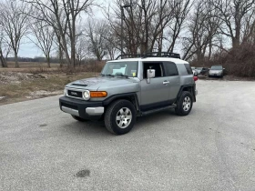 Toyota Fj cruiser 4WD * ГЛАВНО ПРЕДСТАВИТЕЛСТВО НА CHEVROLET* 
