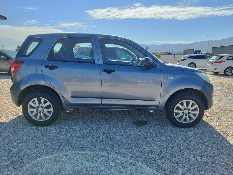 Daihatsu Terios 1.3 бензин , снимка 3 - Автомобили и джипове - 47589689