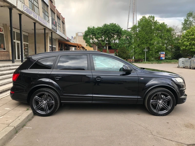 Audi Q7, снимка 8 - Автомобили и джипове - 47885755