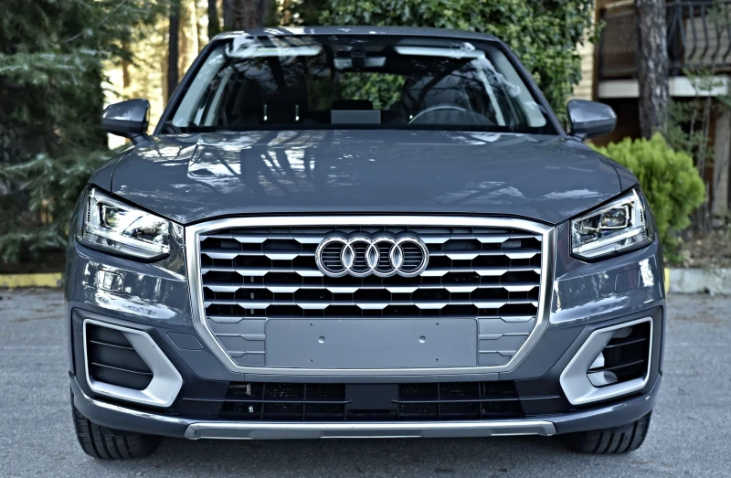 Audi Q2 3.5TFSI, снимка 2 - Автомобили и джипове - 51790413