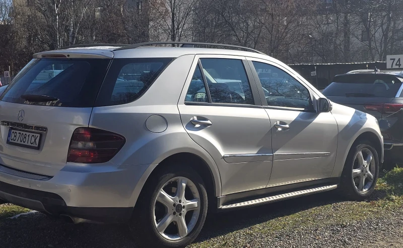 Mercedes-Benz ML 320, снимка 8 - Автомобили и джипове - 52924127