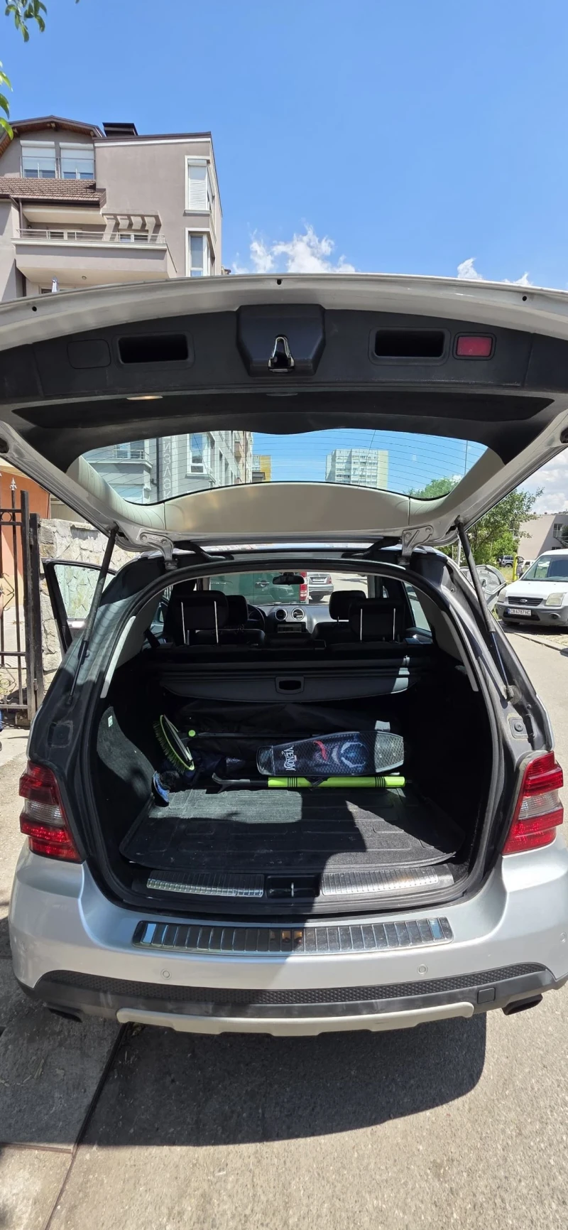 Mercedes-Benz ML 320, снимка 8 - Автомобили и джипове - 52159672