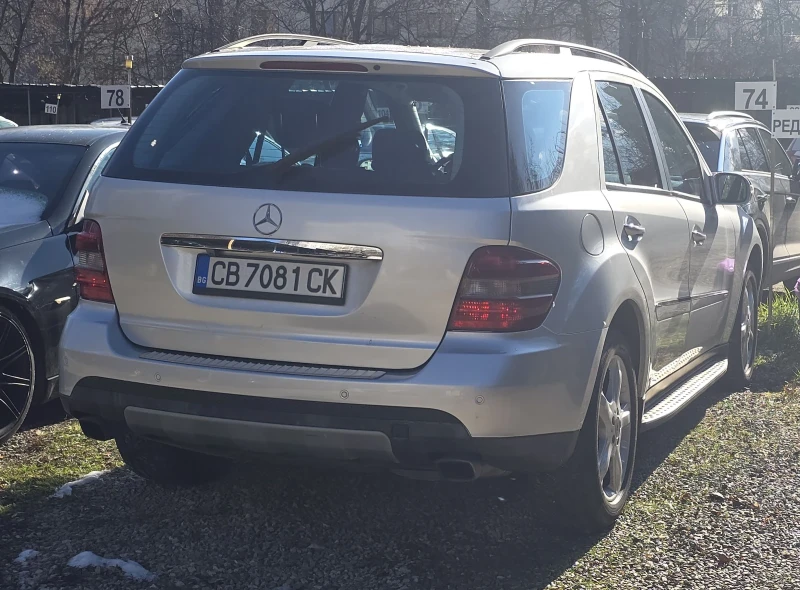 Mercedes-Benz ML 320, снимка 5 - Автомобили и джипове - 52924127