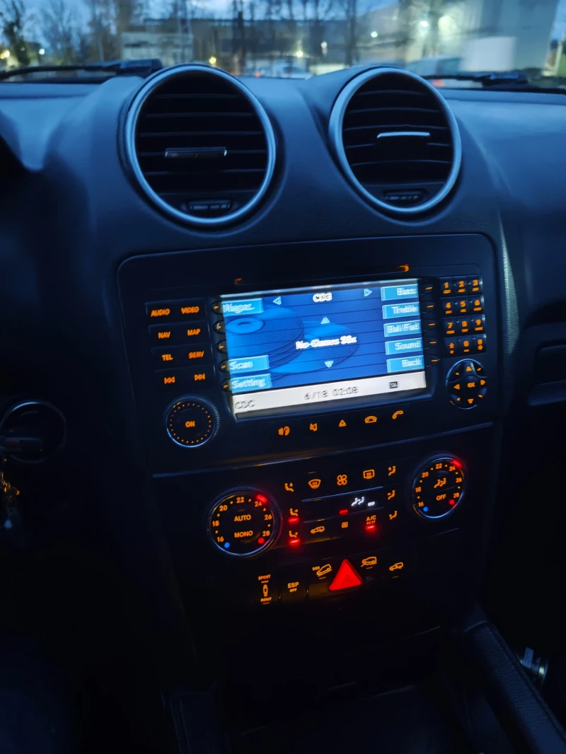 Mercedes-Benz ML 320 320CDI/Бартер, снимка 16 - Автомобили и джипове - 52729089