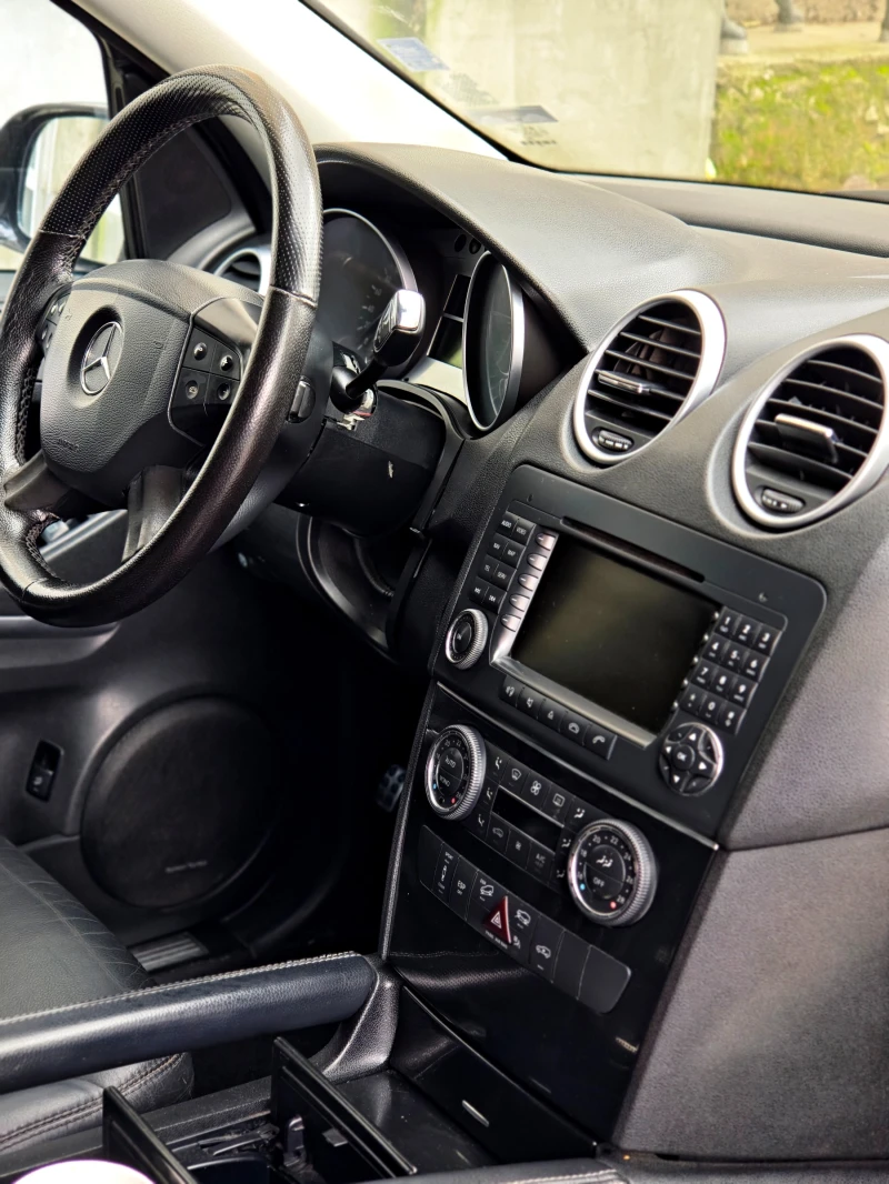 Mercedes-Benz ML 320 320CDI/Бартер, снимка 8 - Автомобили и джипове - 52729089