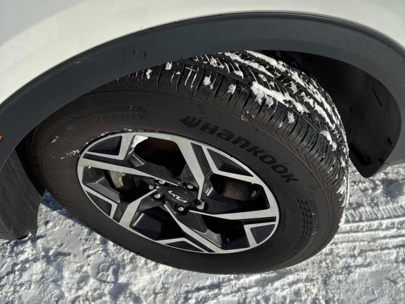 Kia Sportage * AWD * CARFAX * ЦЕНА ДО БГ, снимка 13 - Автомобили и джипове - 52794940