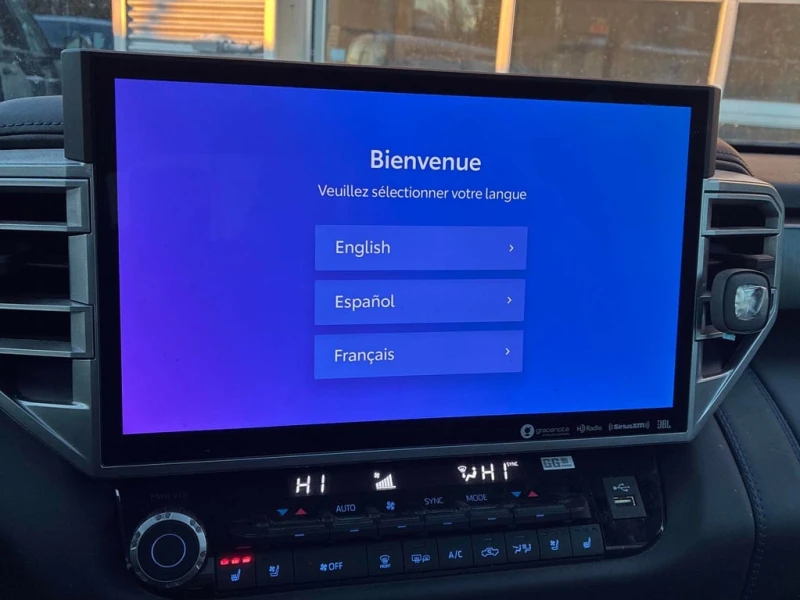 Toyota Tundra * Platinum Hybrid * CARFAX * БЕЗ ПЪРВОНАЧАЛНА ВНОС, снимка 9 - Автомобили и джипове - 52912415