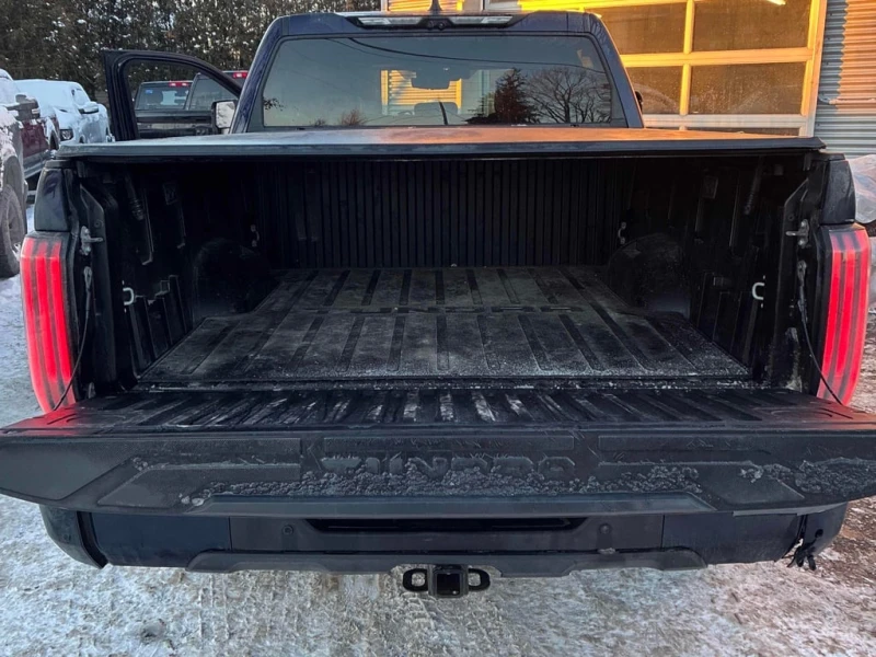 Toyota Tundra * Platinum Hybrid * CARFAX * БЕЗ ПЪРВОНАЧАЛНА ВНОС, снимка 17 - Автомобили и джипове - 52912415