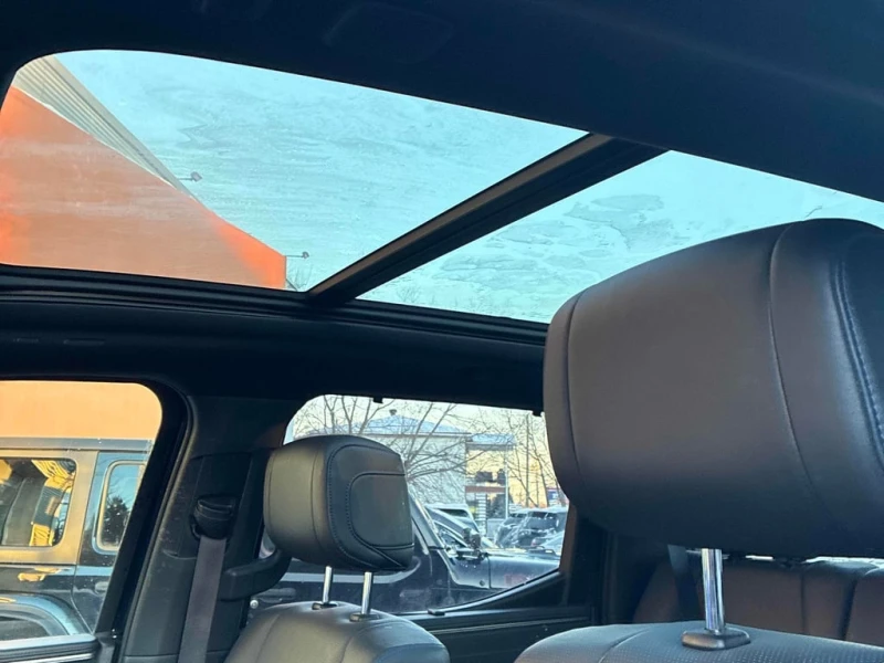 Toyota Tundra * Platinum Hybrid * CARFAX * БЕЗ ПЪРВОНАЧАЛНА ВНОС, снимка 15 - Автомобили и джипове - 52912415