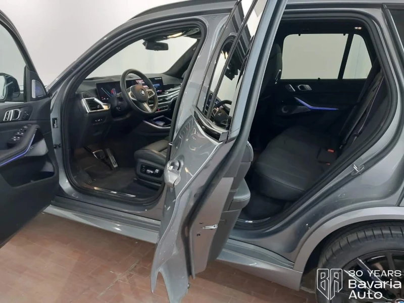 BMW X5 40d xDrive Sportautomatic, снимка 5 - Автомобили и джипове - 53564338