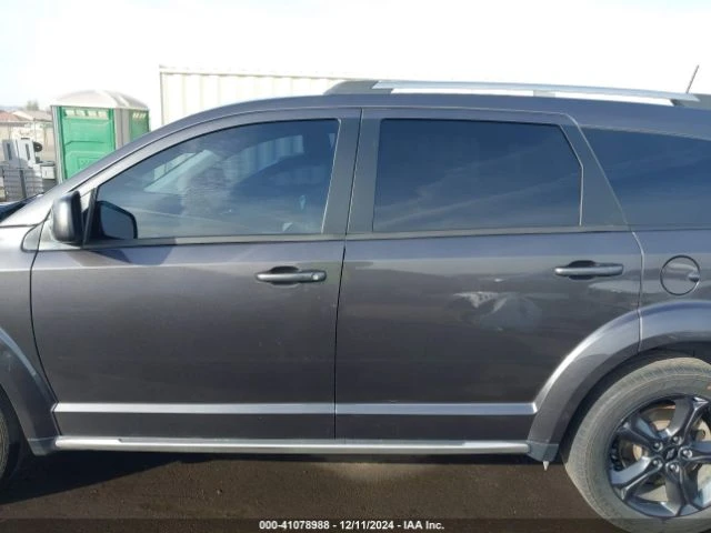 Dodge Journey CROSSROAD AWD 3.6L, снимка 13 - Автомобили и джипове - 48391484