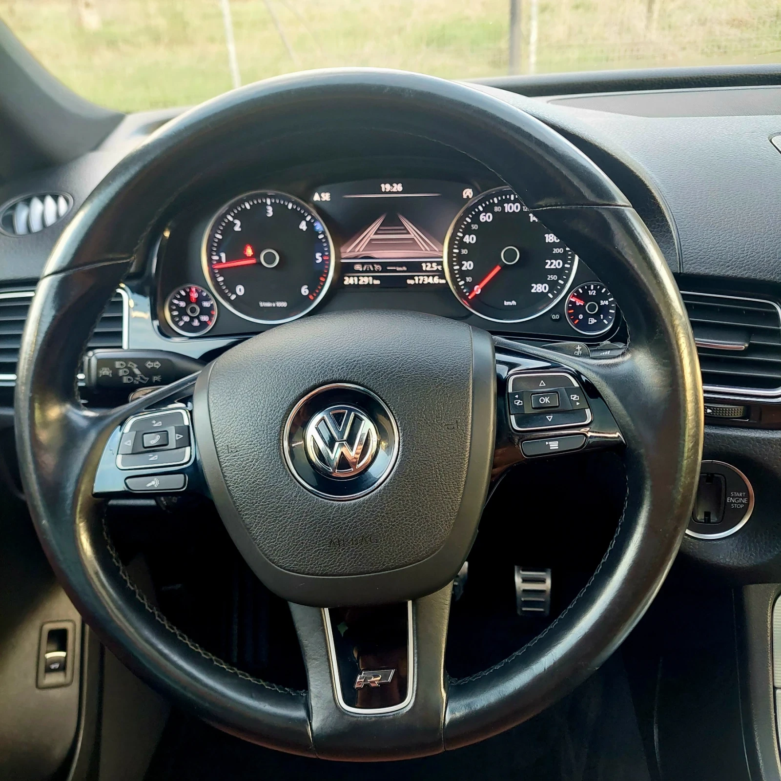VW Touareg FACE R-LINE FULL MAX  - изображение 6