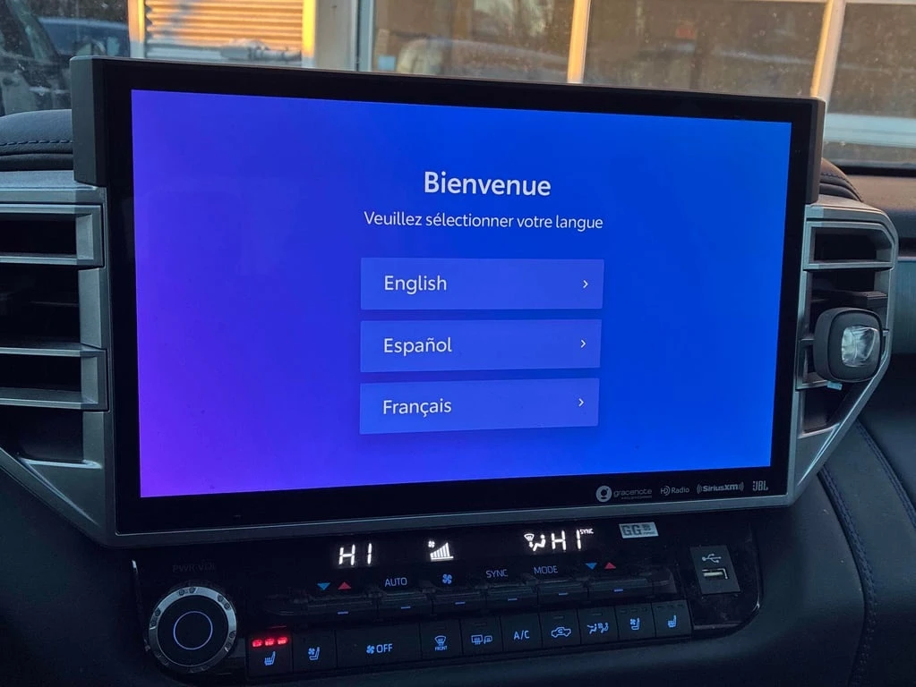 Toyota Tundra * Platinum Hybrid * CARFAX * БЕЗ ПЪРВОНАЧАЛНА ВНОС - изображение 9