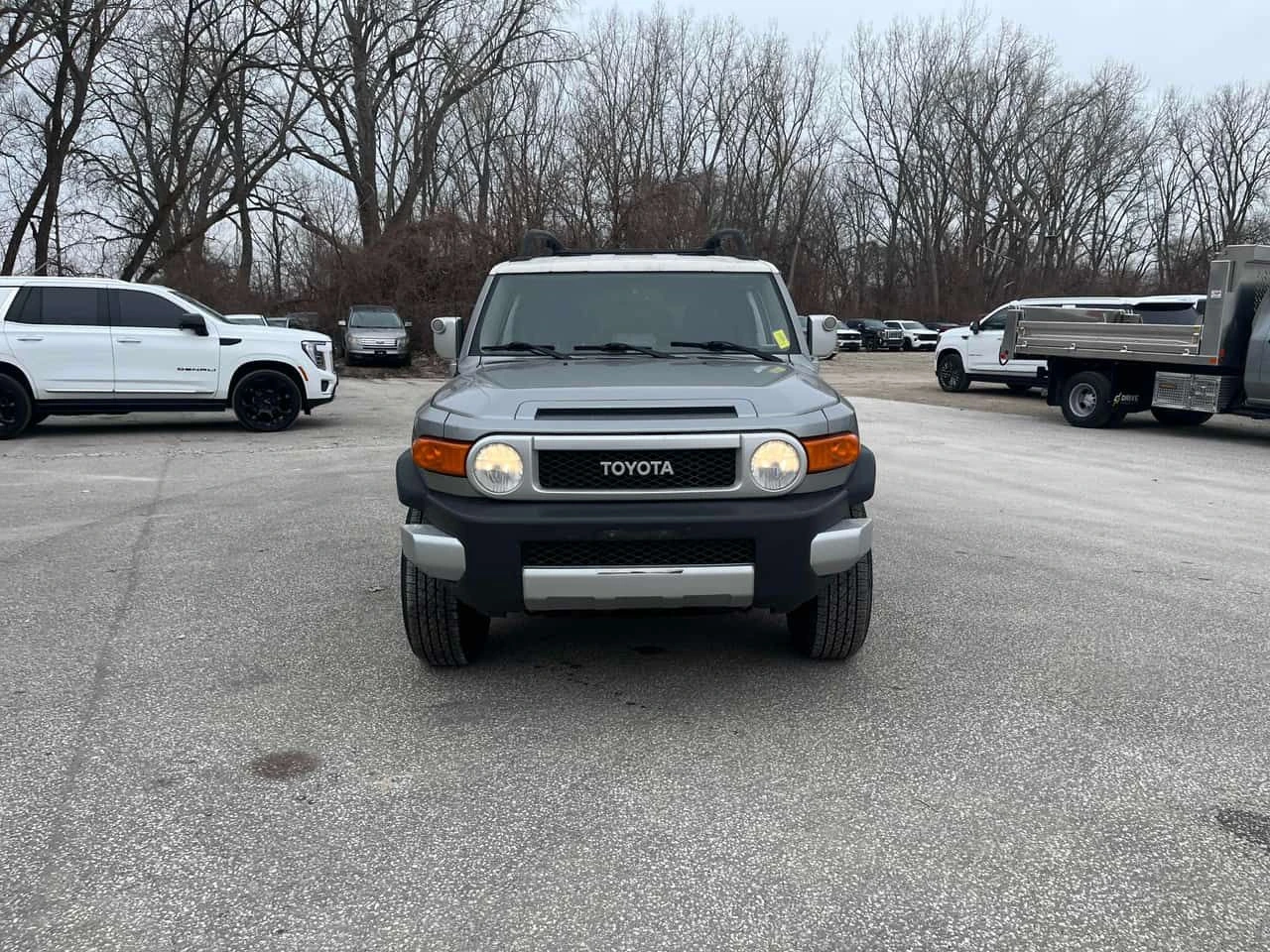 Toyota Fj cruiser 4WD * ГЛАВНО ПРЕДСТАВИТЕЛСТВО НА CHEVROLET*  - изображение 2