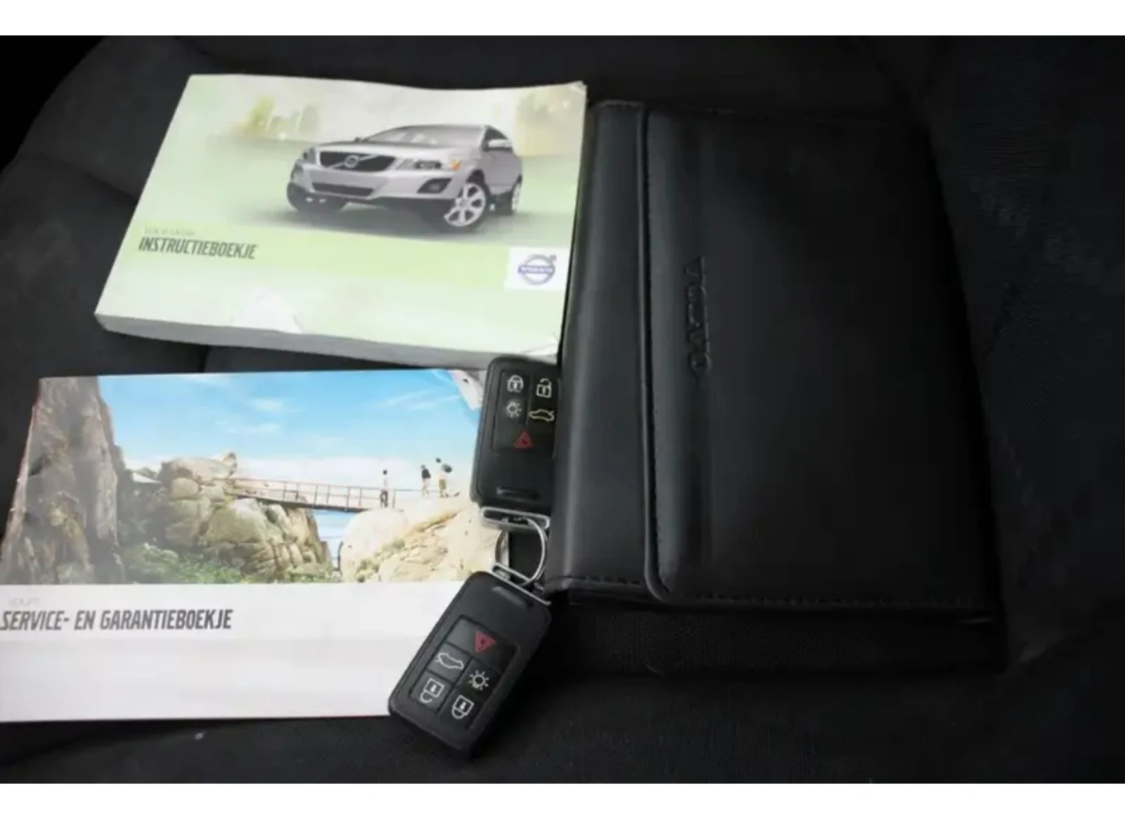 Volvo XC60 D3 Нидерландия, снимка 11 - Автомобили и джипове - 54198560