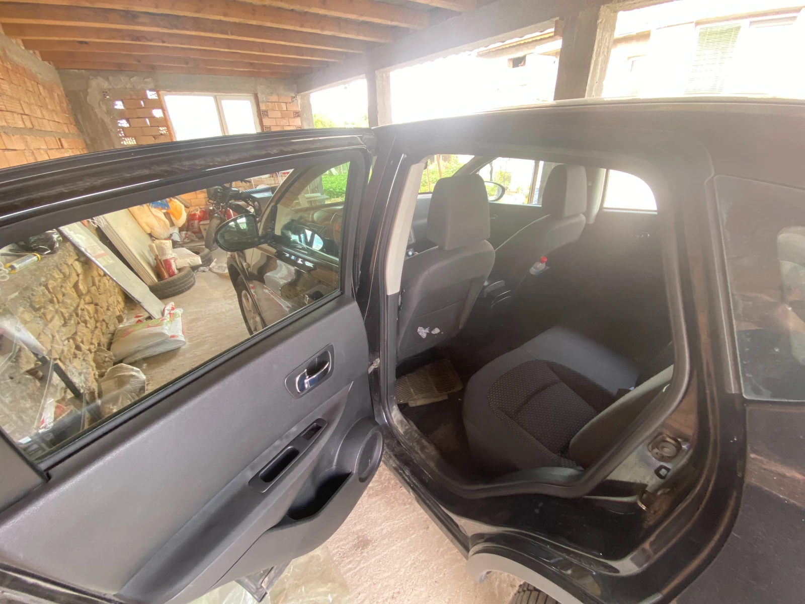 Nissan Qashqai 2.0 dCi Acenta, 150 к.с., снимка 13 - Автомобили и джипове - 54644411