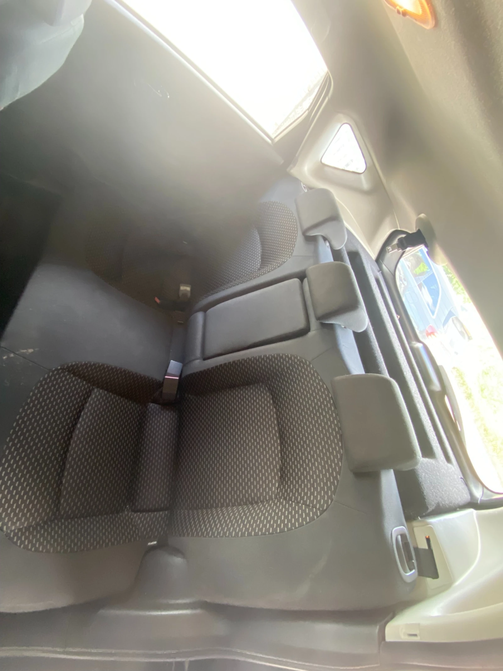 Nissan Qashqai 2.0 dCi Acenta, 150 к.с., снимка 11 - Автомобили и джипове - 54644411