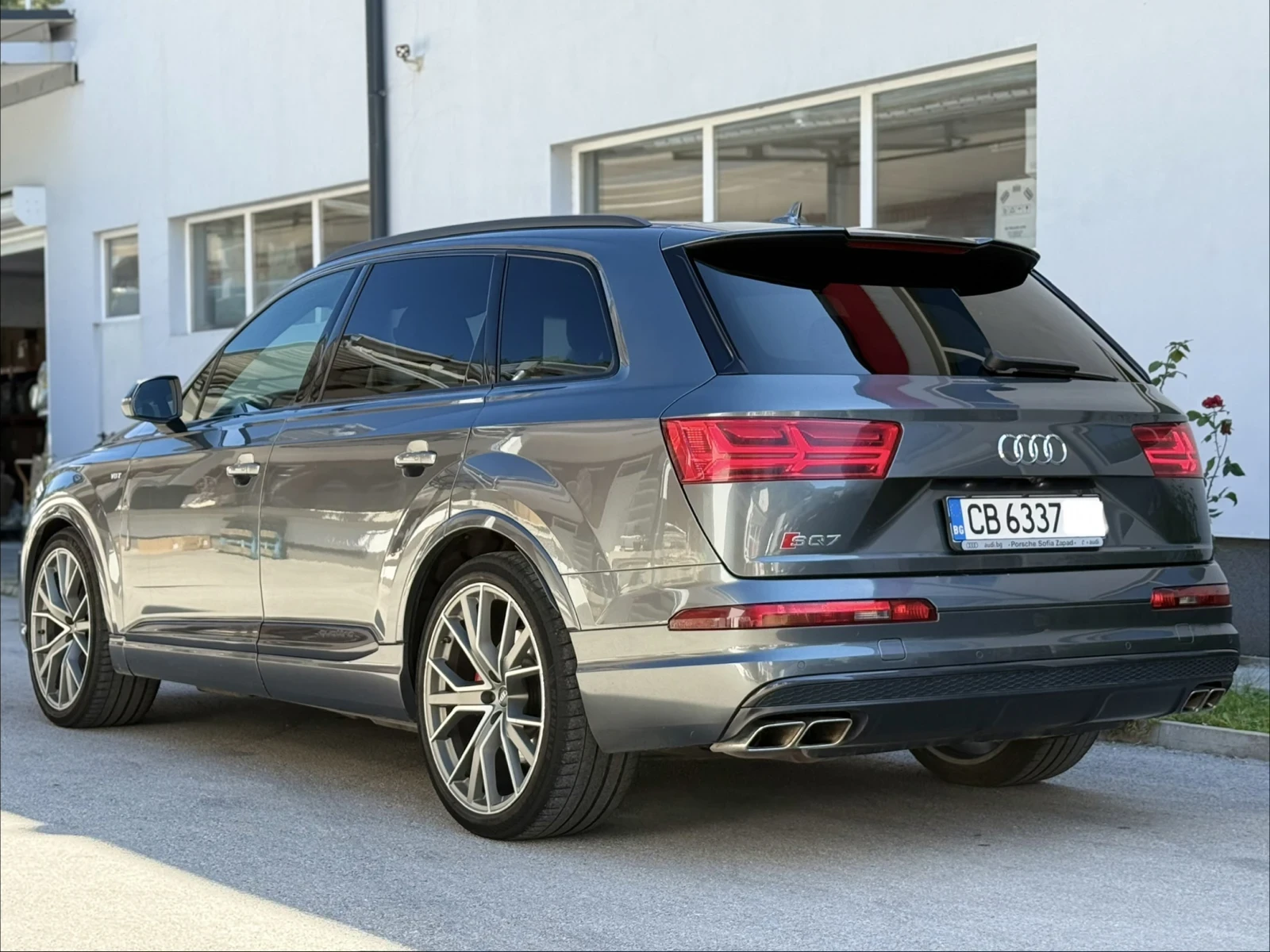 Audi SQ7, снимка 6 - Автомобили и джипове - 55498446