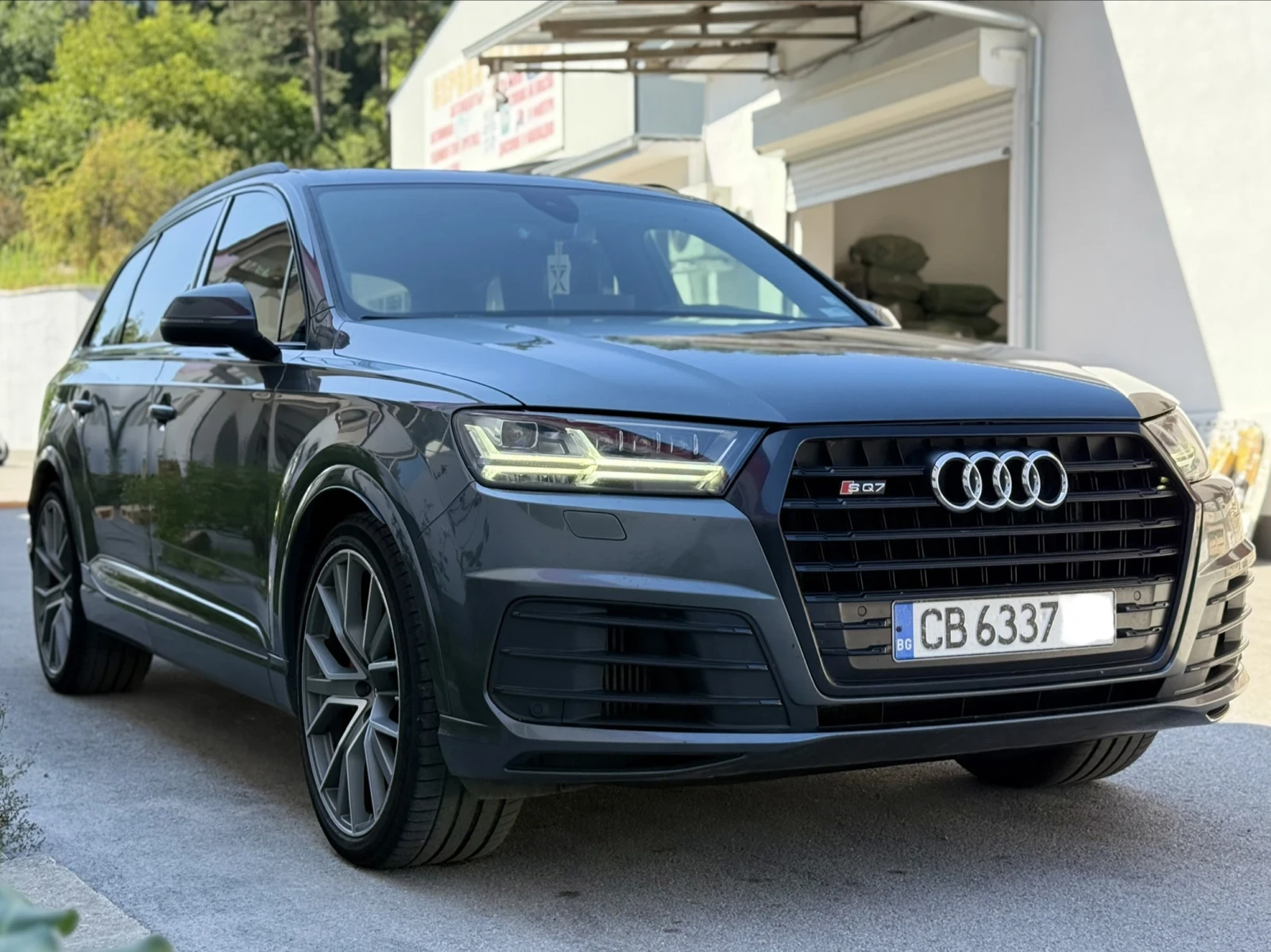 Audi SQ7, снимка 2 - Автомобили и джипове - 55498446