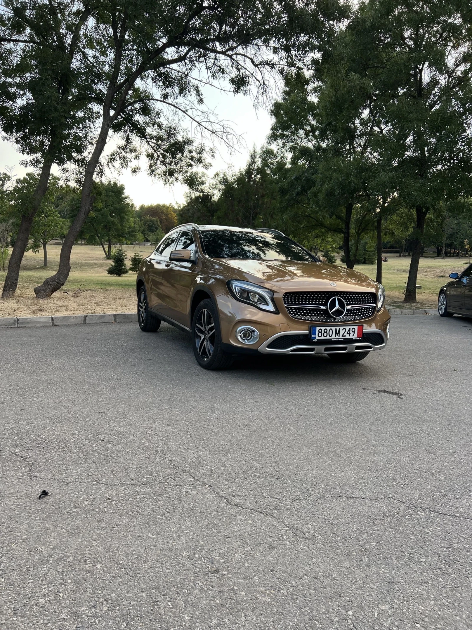 Mercedes-Benz GLA 220  , снимка 2 - Автомобили и джипове - 55879428