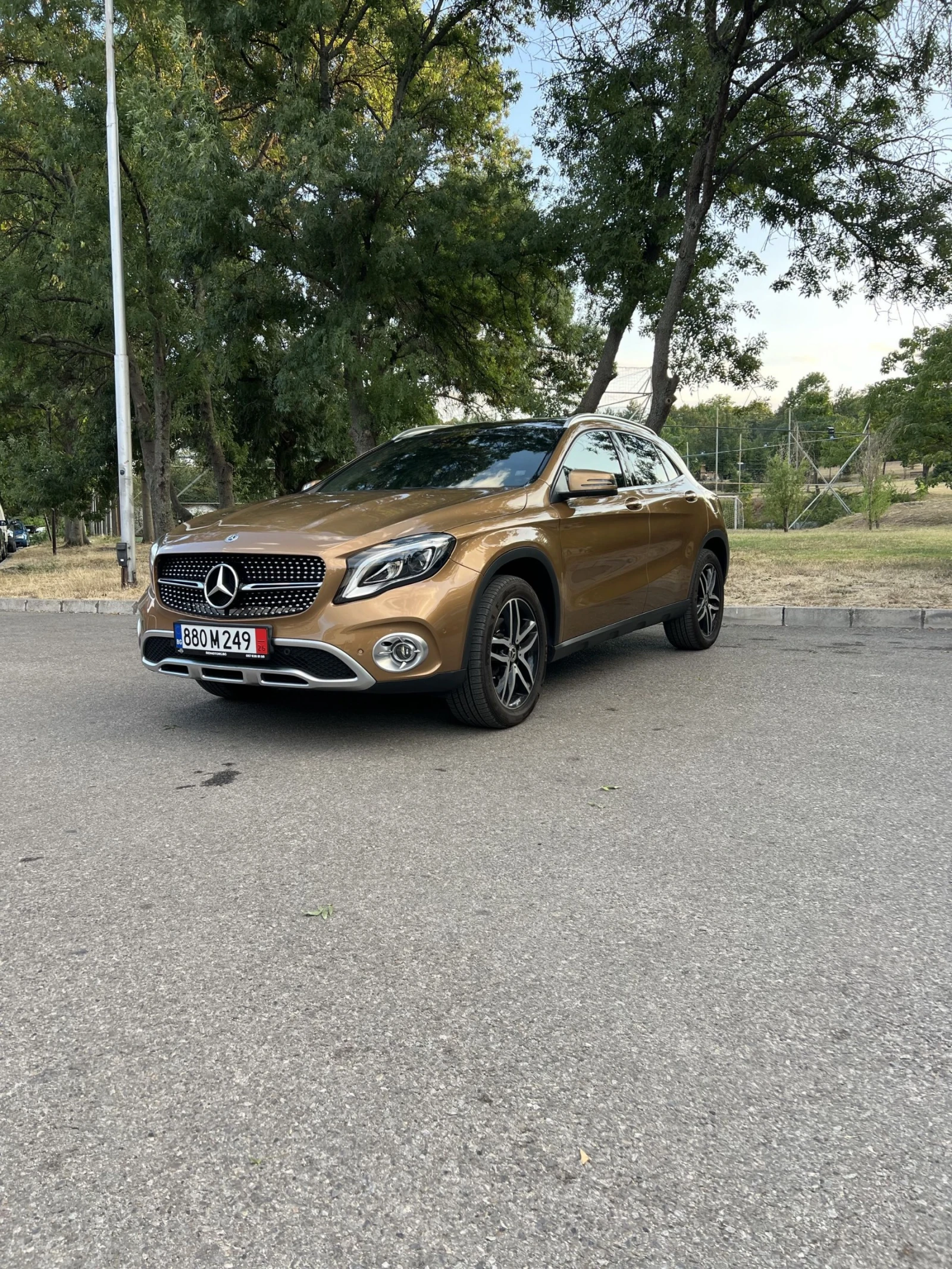Mercedes-Benz GLA 220  