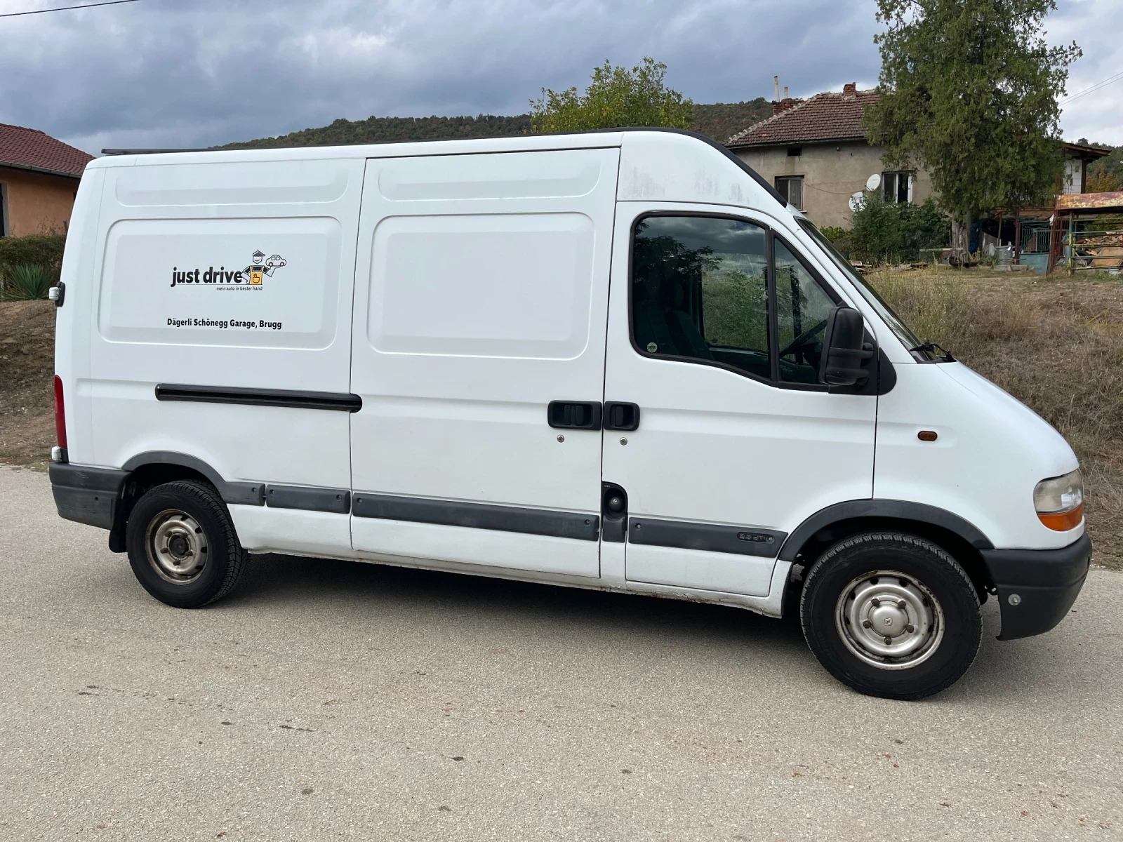 Renault Master 2.8 Dti - изображение 2