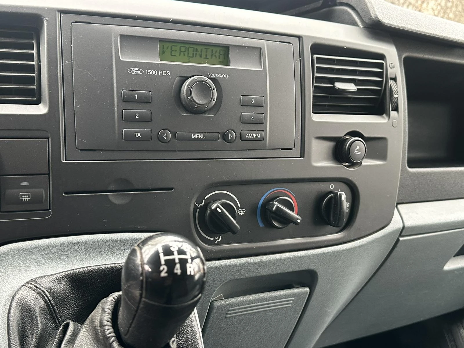 Ford Transit 2.2TDCi, снимка 9 - Бусове и автобуси - 54043670