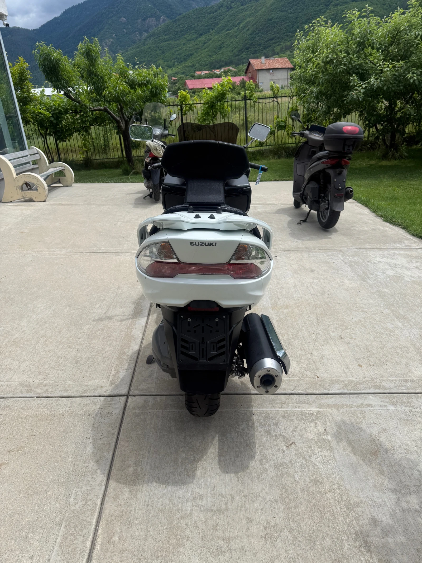 Suzuki Burgman 2010 400i, снимка 7 - Мотоциклети и мототехника - 54892271