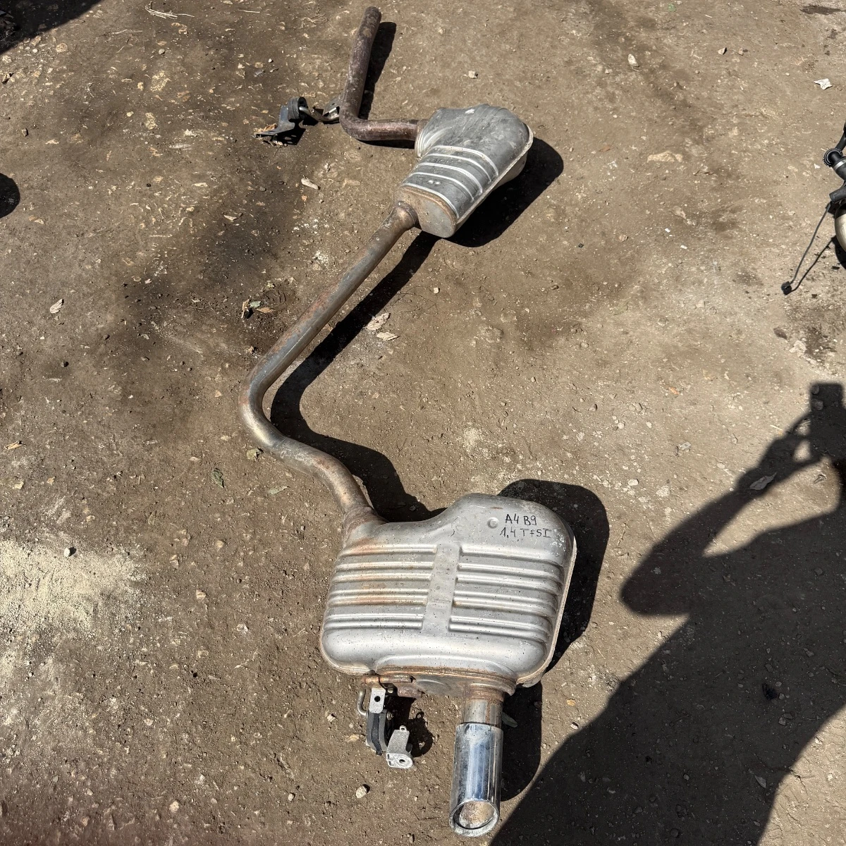 Генерация Ауспух за Audi A4 B9 14 TFSI 8W0253411D 8W0253411D-1727
