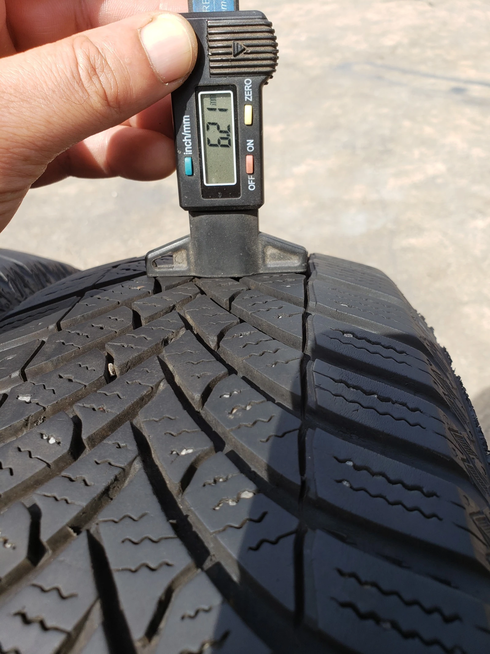 Гуми Зимни 185/65R15, снимка 8 - Гуми и джанти - 56083156