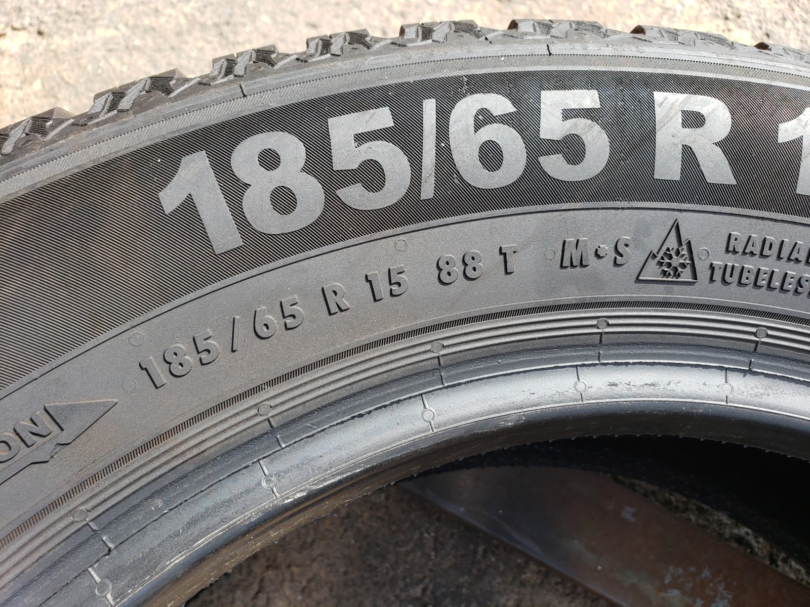Гуми Зимни 185/65R15, снимка 6 - Гуми и джанти - 56083156