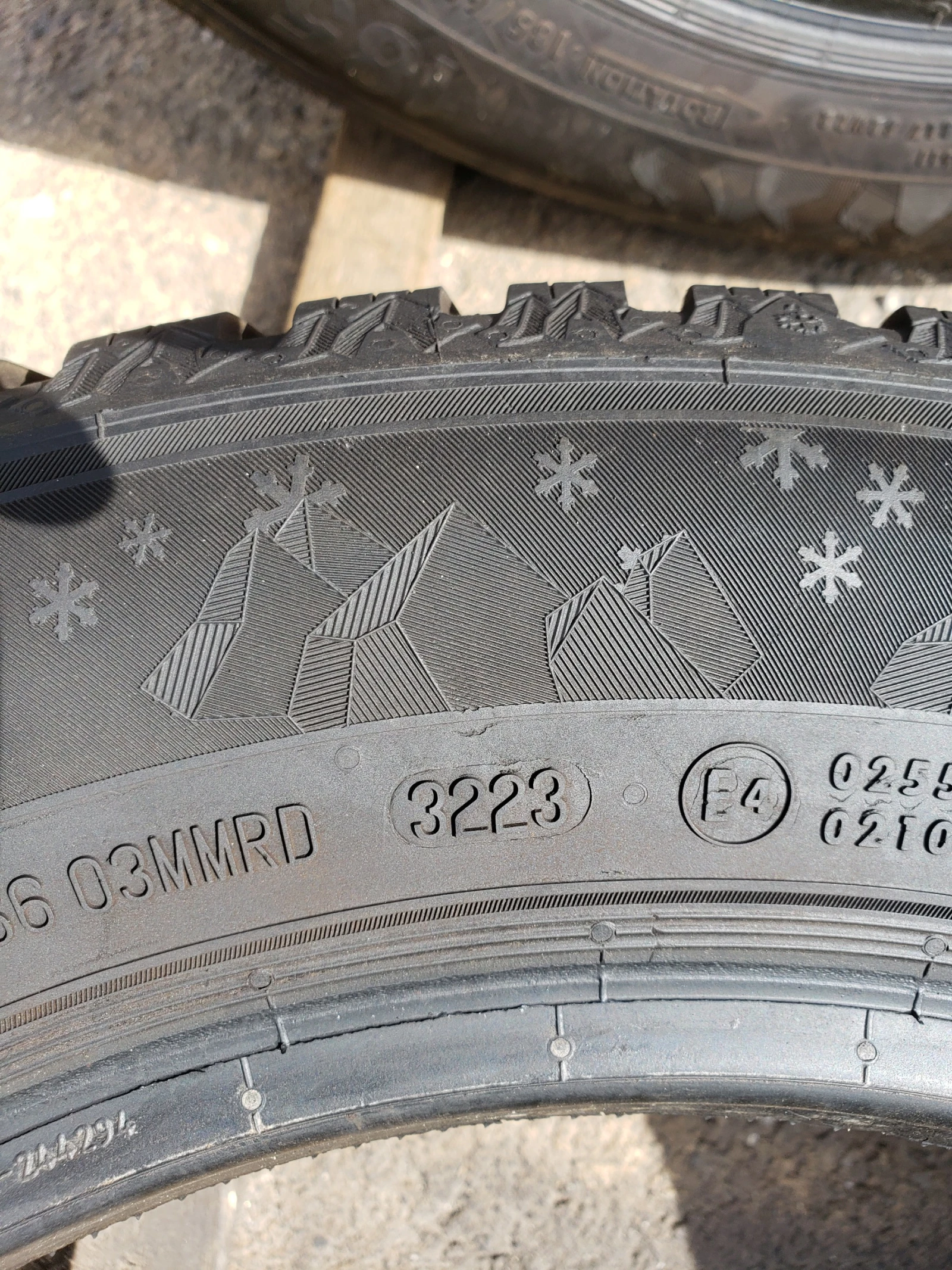 Гуми Зимни 185/65R15, снимка 7 - Гуми и джанти - 56083156