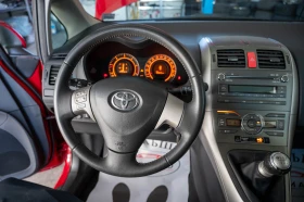 Toyota Auris 1.4* 6скорости* фейслифт* 90кс, снимка 14