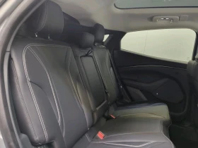 Ford Mustang Mach-E 98.7kWh.  360 Панорама Лизинг - 23000 € / 44984.09 лв. - 87877767 6