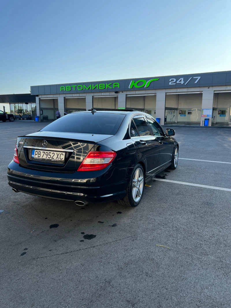 Mercedes-Benz C 300, снимка 8 - Автомобили и джипове - 47232174