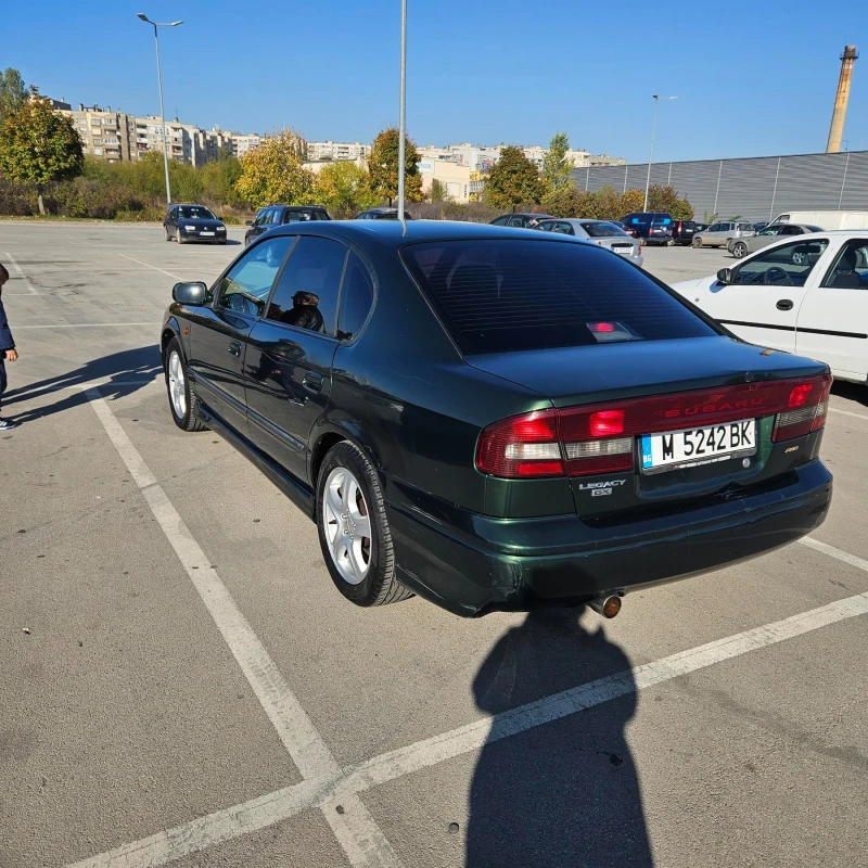 Subaru Legacy 2.5, снимка 8 - Автомобили и джипове - 48348627