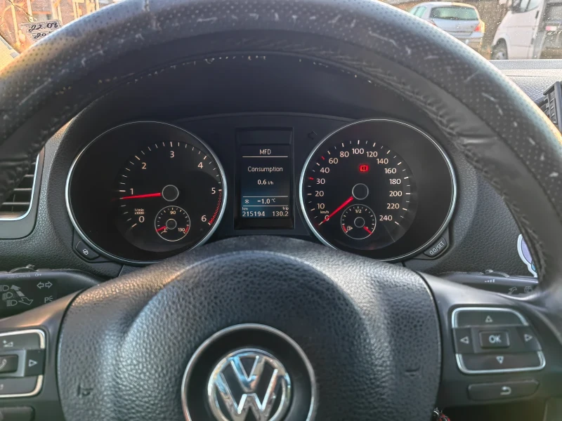 VW Golf, снимка 11 - Автомобили и джипове - 47874401