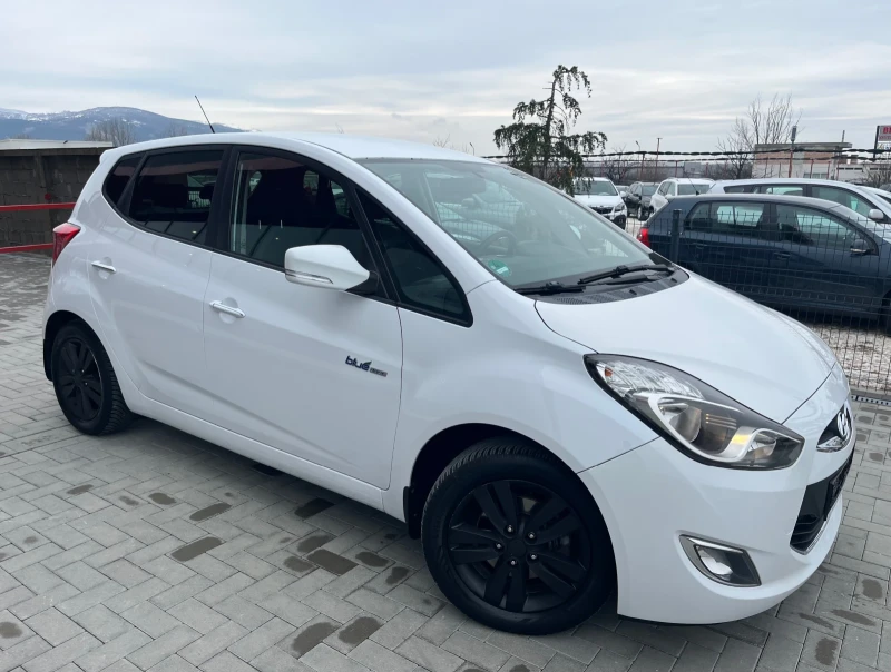 Hyundai Ix20 1.4 навигация, снимка 3 - Автомобили и джипове - 48482923