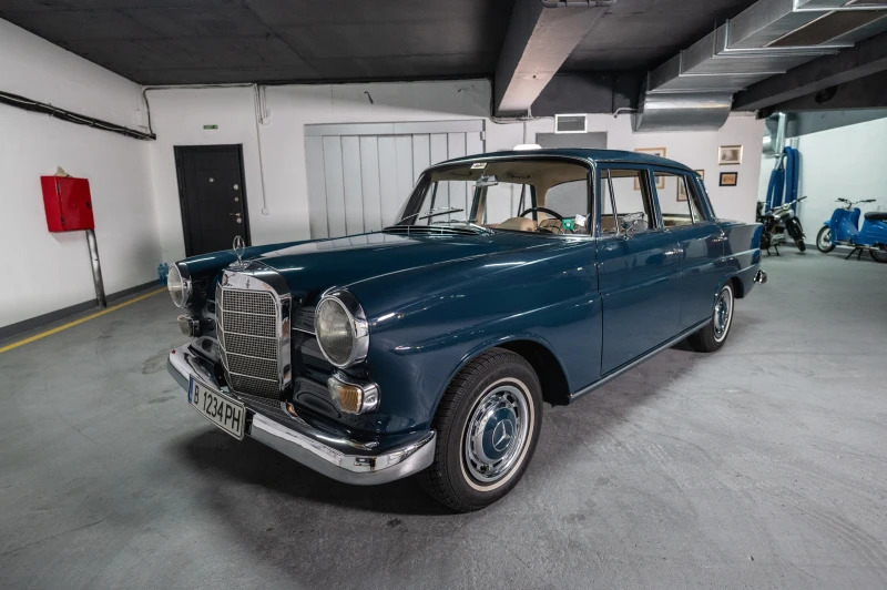 Mercedes-Benz 230 W110 230 S, снимка 1 - Автомобили и джипове - 48674109