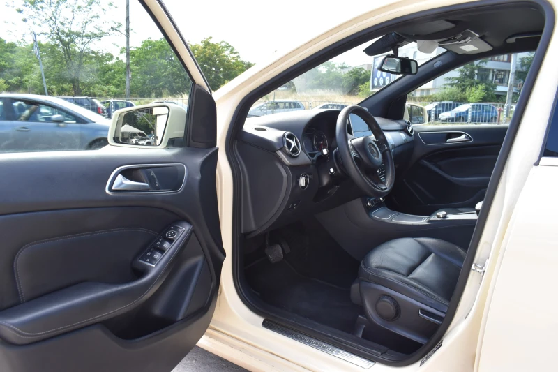 Mercedes-Benz B 180, снимка 8 - Автомобили и джипове - 50907181