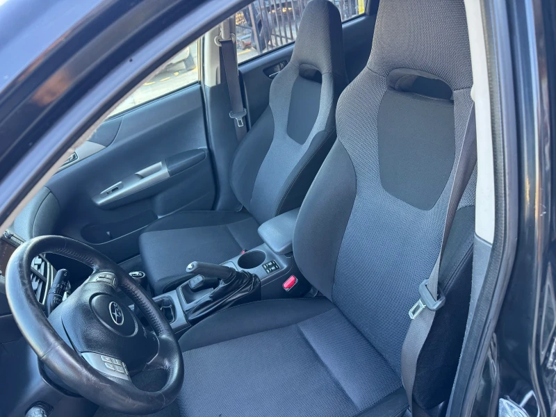 Subaru Impreza 2.0 R WRX Пакет Ръчка ТОП, снимка 13 - Автомобили и джипове - 52263302