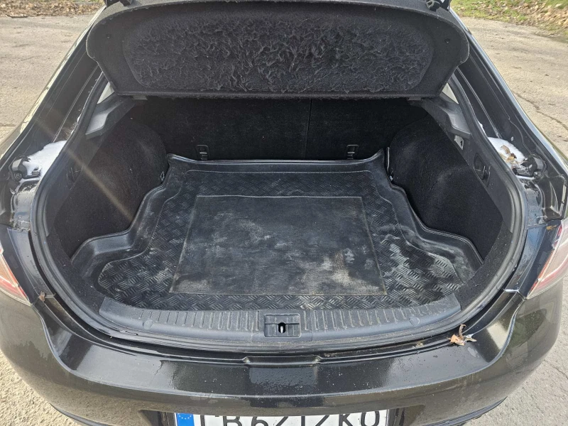 Mazda 6 2.2CD MZR, снимка 8 - Автомобили и джипове - 52830408